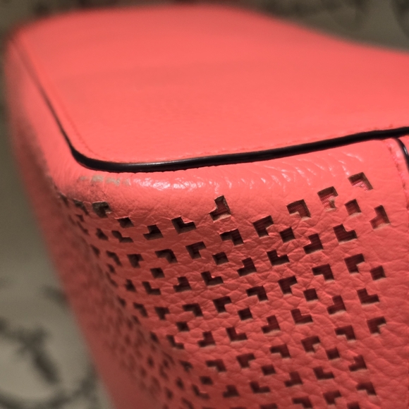 Kate Spade Wakefield Lane Carli satchel in a bright coral GUC - Picture 7 of 17